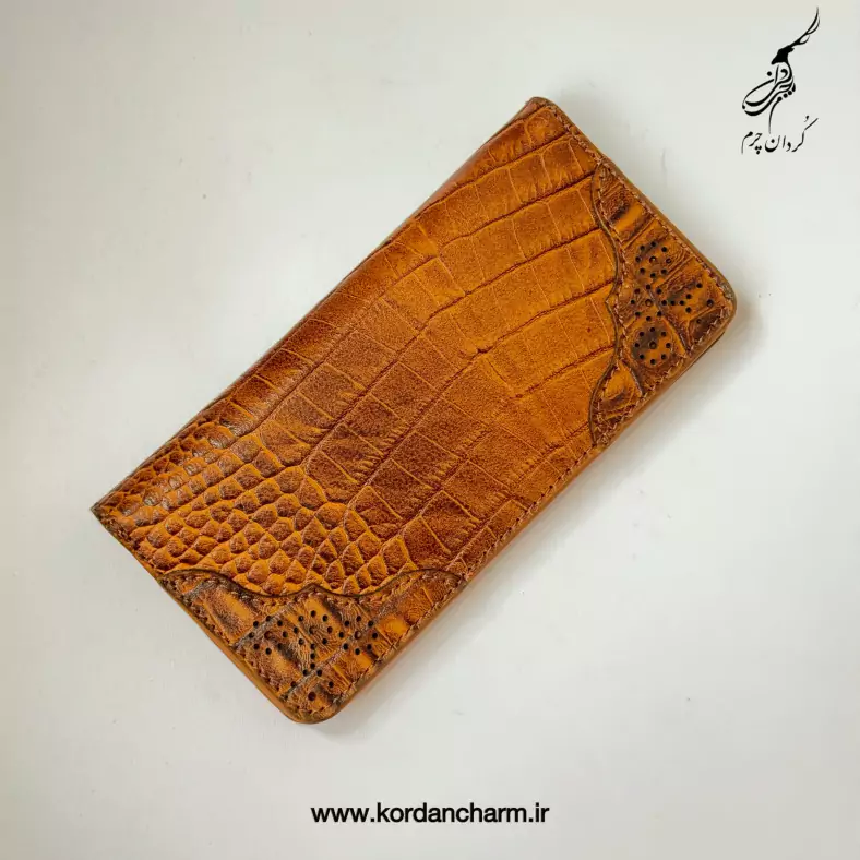 کیف پول زنانه چرم مدل مروارید طرح پریما