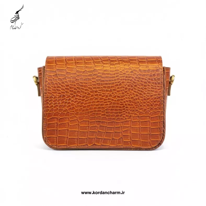 کیف دوشی زنانه چرم پریما مدل ماهوان