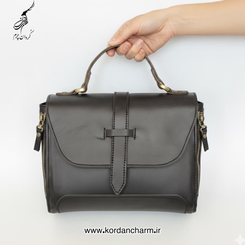کیف زنانه چرم مدل صندوقی