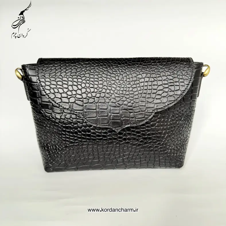 کیف دوشی چرم زنانه مدل خاطره طرح پریما