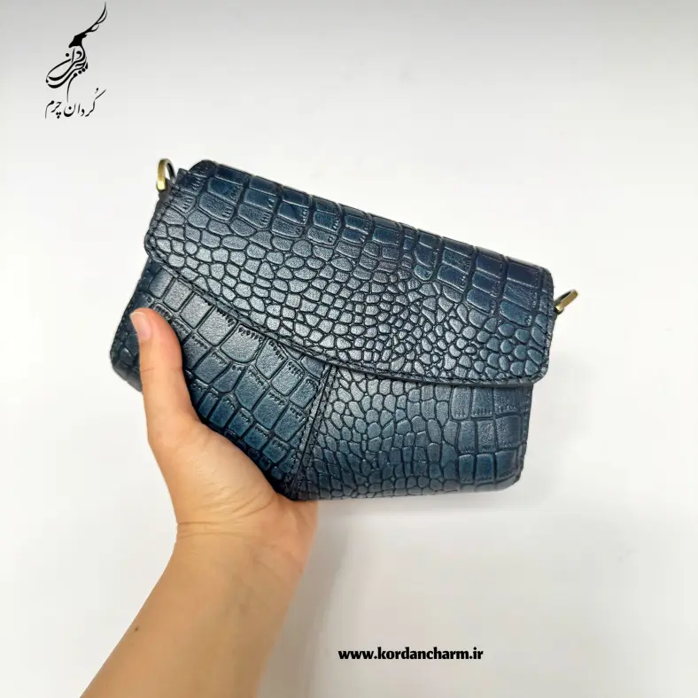 کیف دوشی چرم زنانه ارزان